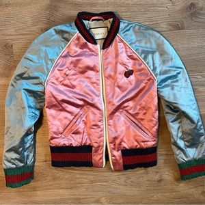 NWOT Authentic Gucci 2016 quilted strawberry varsity jacket size small S